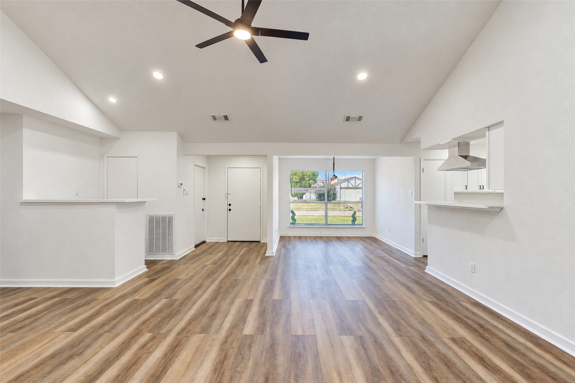 4818 Tenderwood Drive, Houston, TX 77041 4818 Tenderwood Drive, Houston, TX 77041