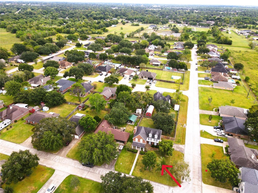 Property photo for 1130 Steven Drive, Alvin, TX