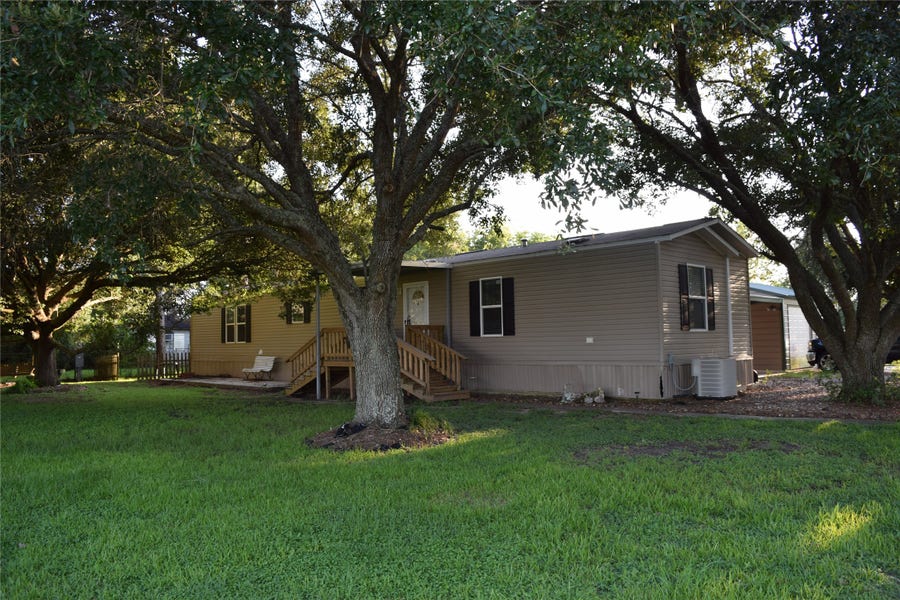 Property photo for 4798 Curry Road, Manvel, TX
