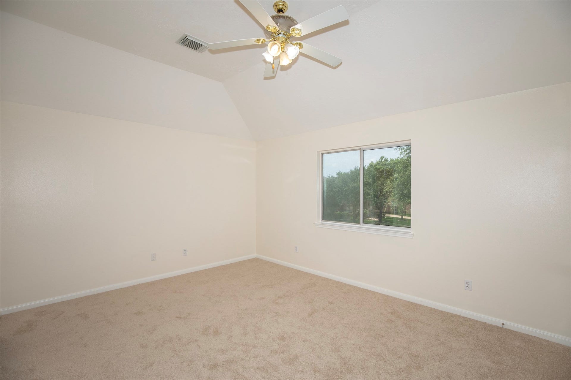 3612 Fir Hollow Way, Pearland, TX 77581 This well-sized upstairs bedroom adds to the home's impressive six-bedroom layout, offering endless possibilities for how the space can be used.