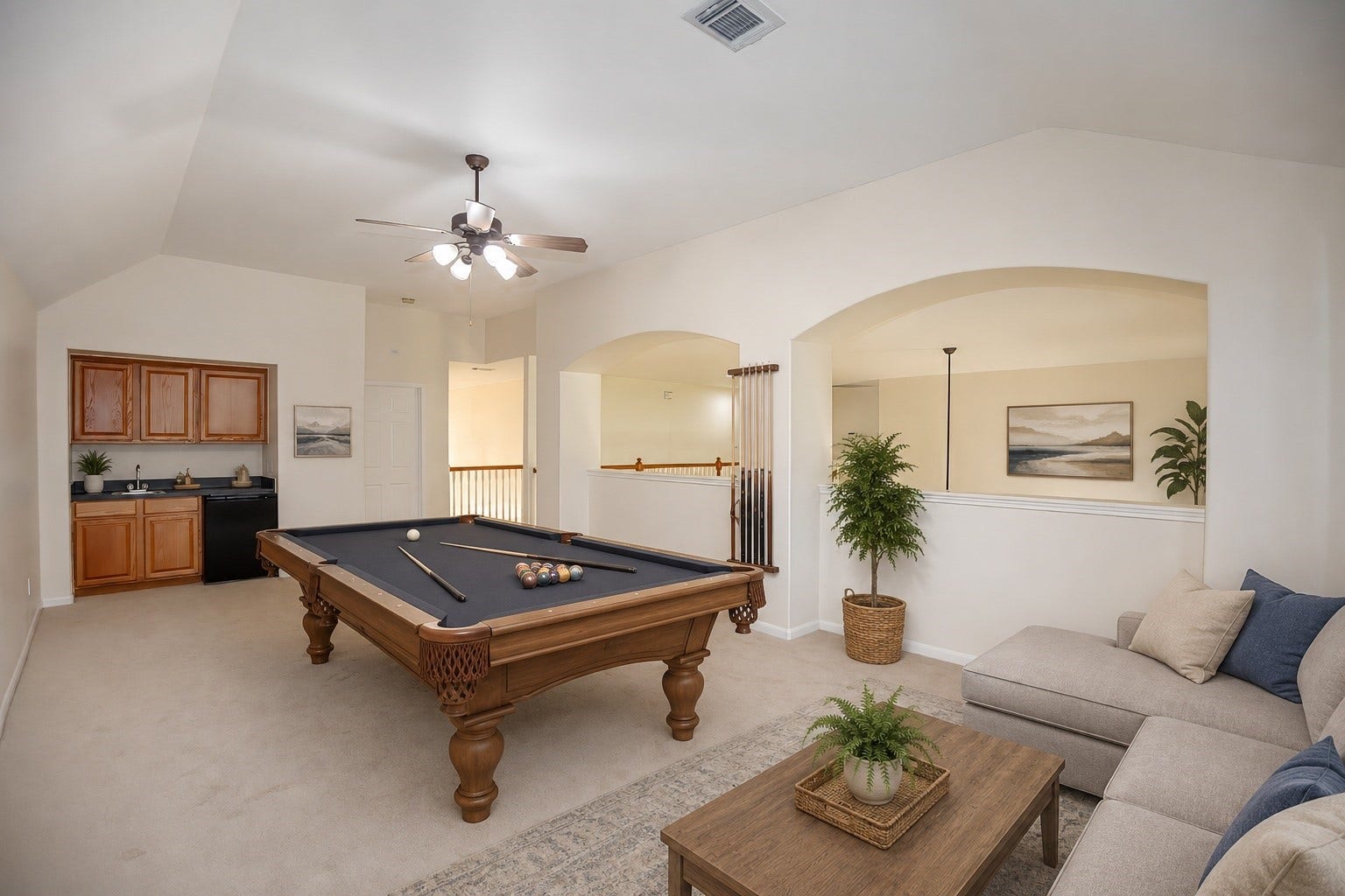 3612 Fir Hollow Way, Pearland, TX 77581 Staged upstairs gameroom.