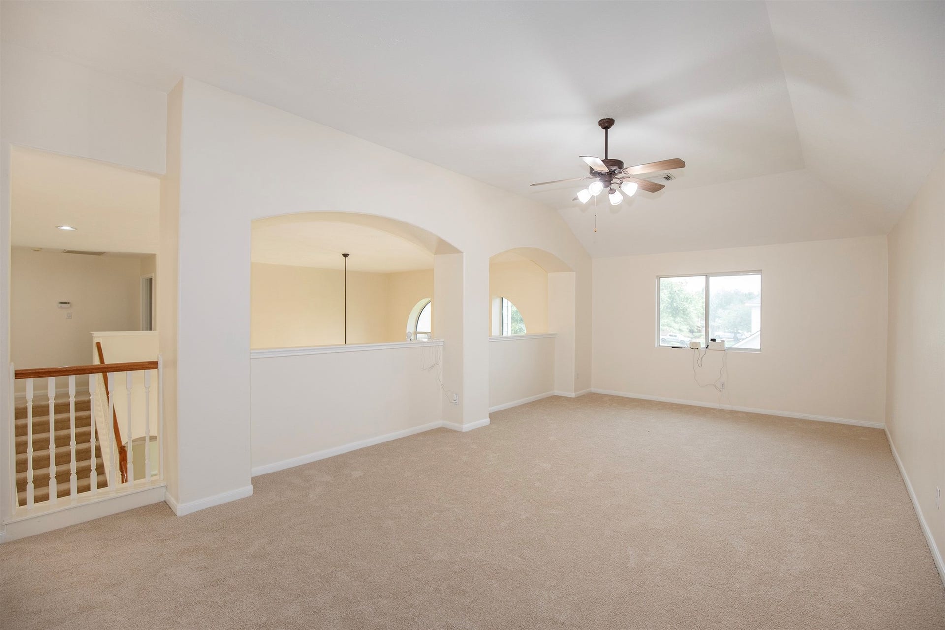 3612 Fir Hollow Way, Pearland, TX 77581 Expansive upstairs game room provides exceptional flexibility for a media space, playroom, home gym, or second living area.