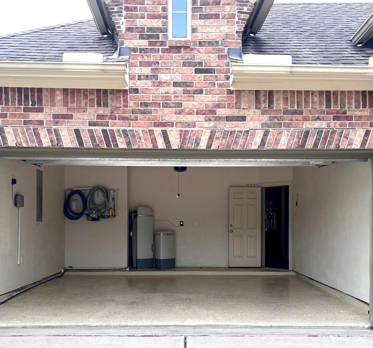 26926 Carmel Falls Lane, Katy, TX 77494 Garage - recently painted