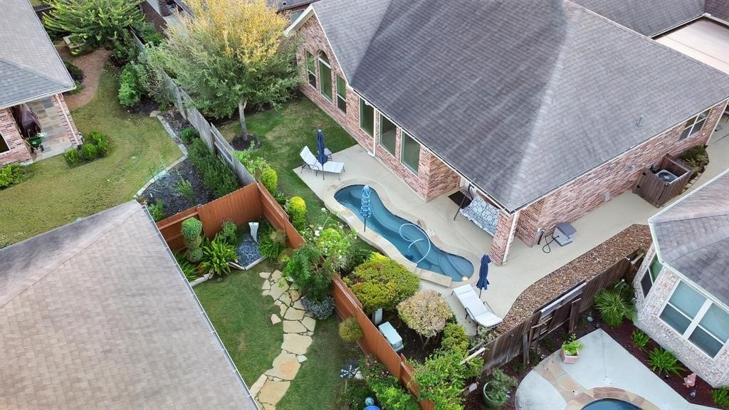 26926 Carmel Falls Lane, Katy, TX 77494 Pool