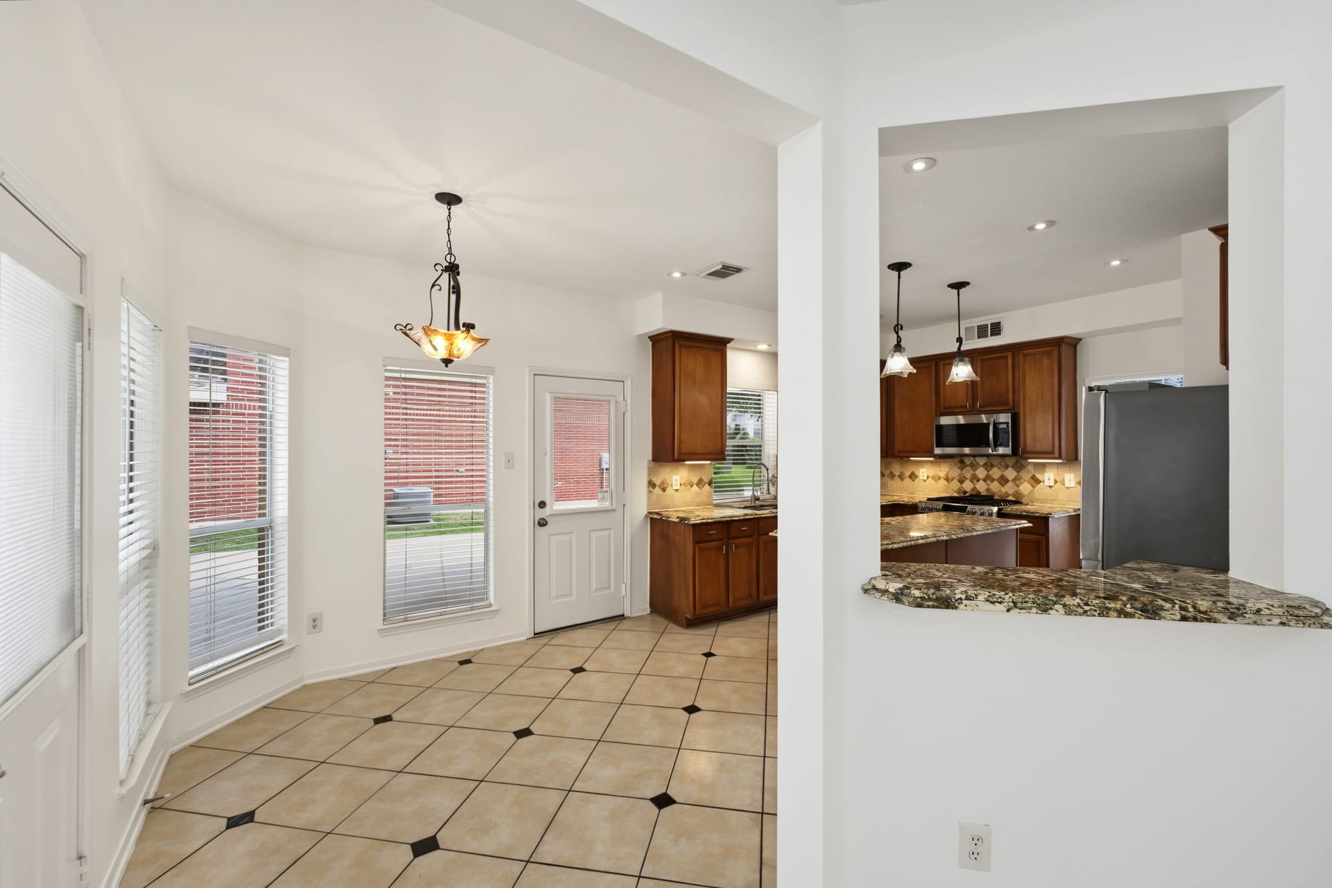 2502 Meadow Tree Lane, Spring, TX 77388 2502 Meadow Tree Lane, Spring, TX 77388