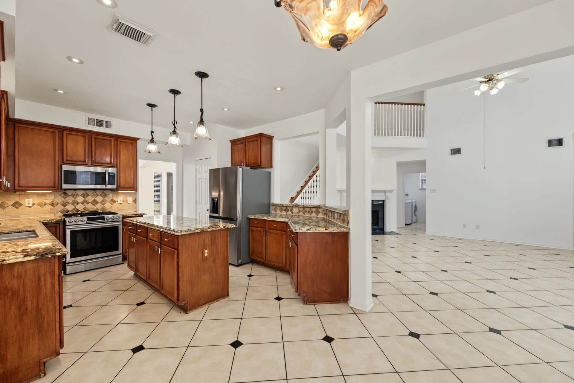 2502 Meadow Tree Lane, Spring, TX 77388 2502 Meadow Tree Lane, Spring, TX 77388