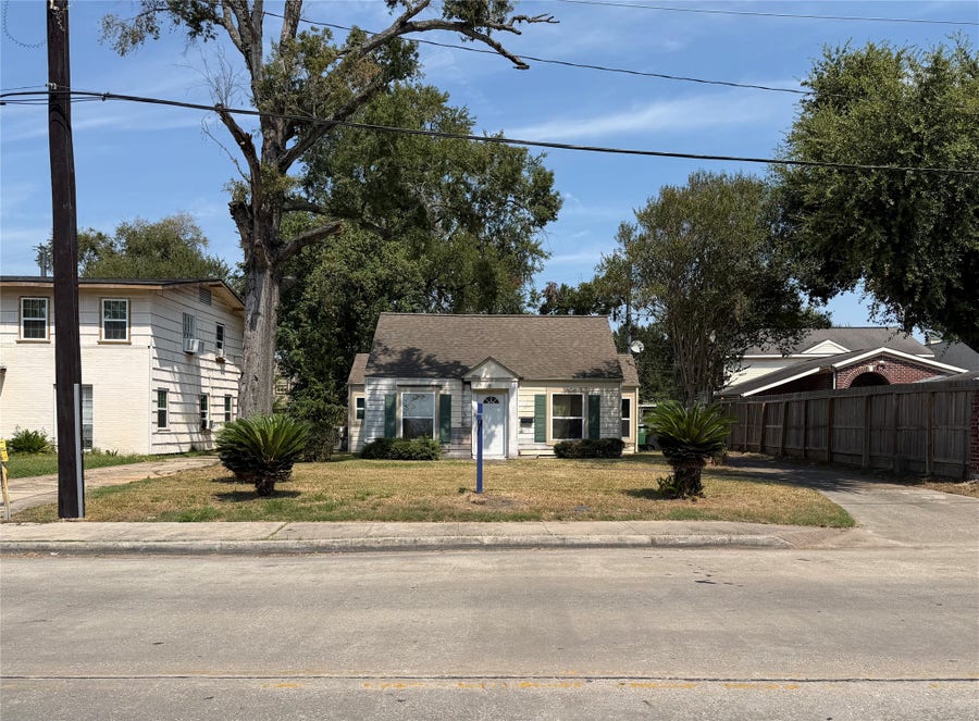 Property photo for 3745 Griggs Road, Houston, TX
