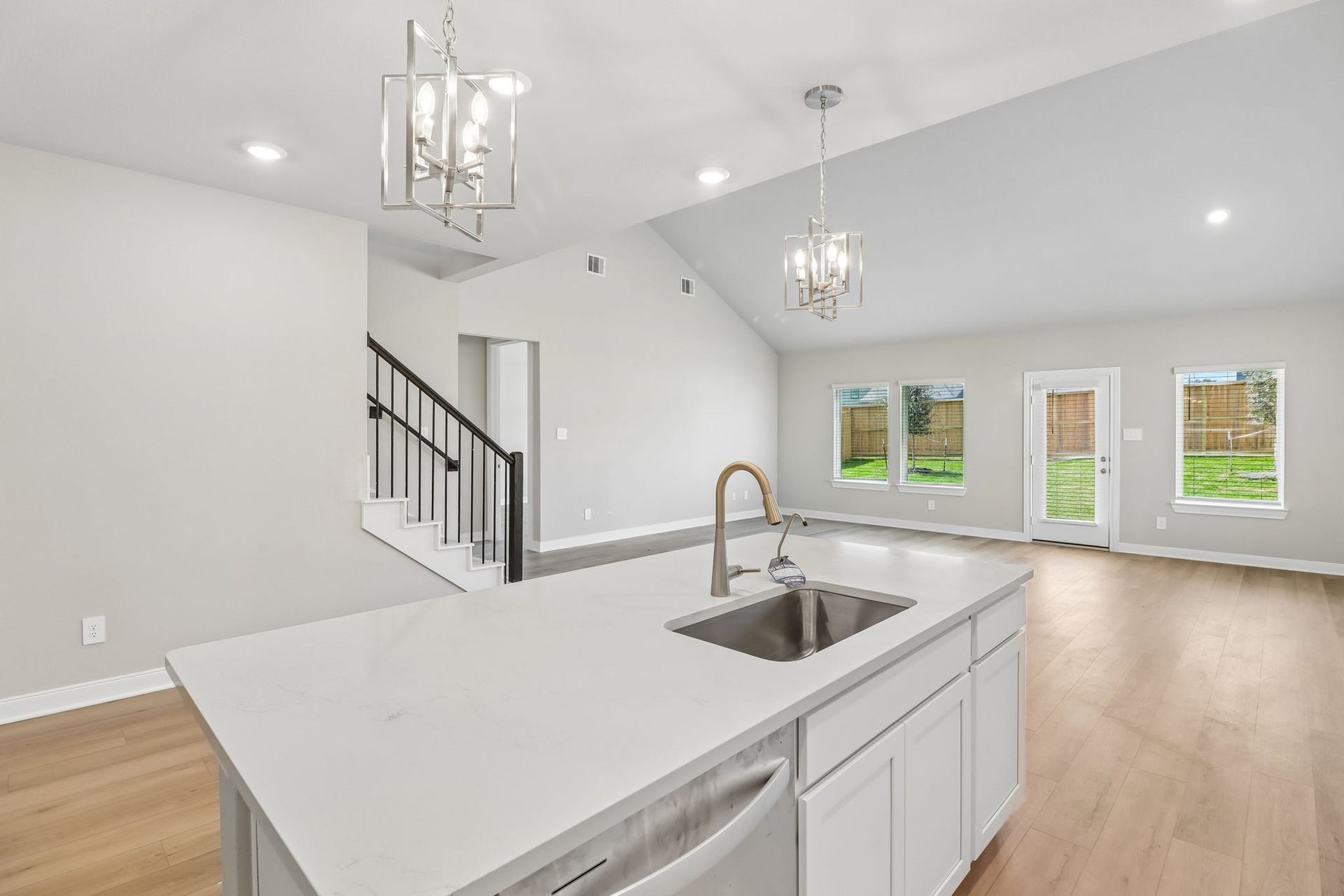 17755 Mill Manor Drive, Montgomery, TX 77316 17755 Mill Manor Drive, Montgomery, TX 77316