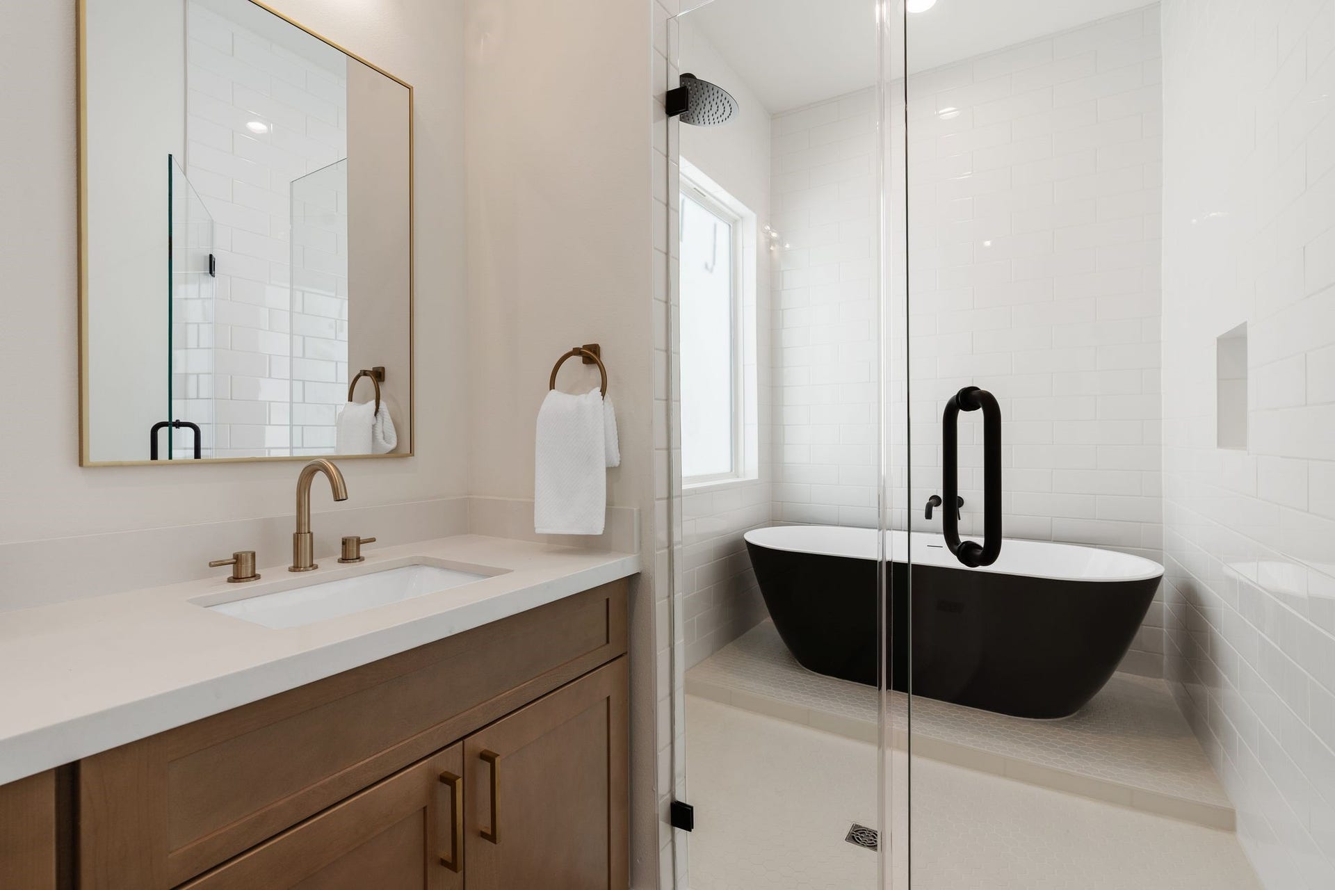 1138 W 16th Street, Houston, TX 77008 1138 W 16th Street, Houston, TX 77008