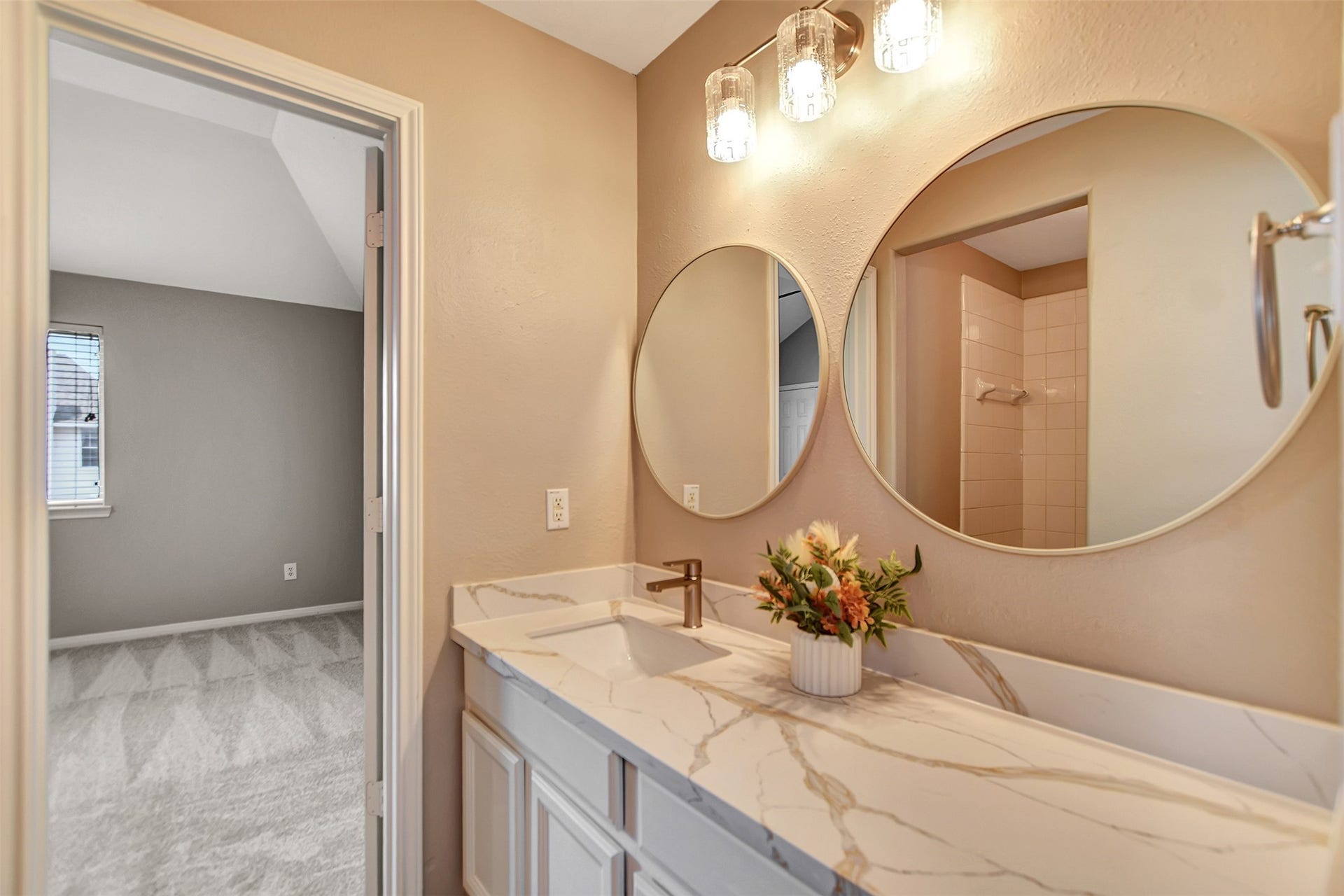 810 Almond Pointe, League City, TX 77573 810 Almond Pointe, League City, TX 77573