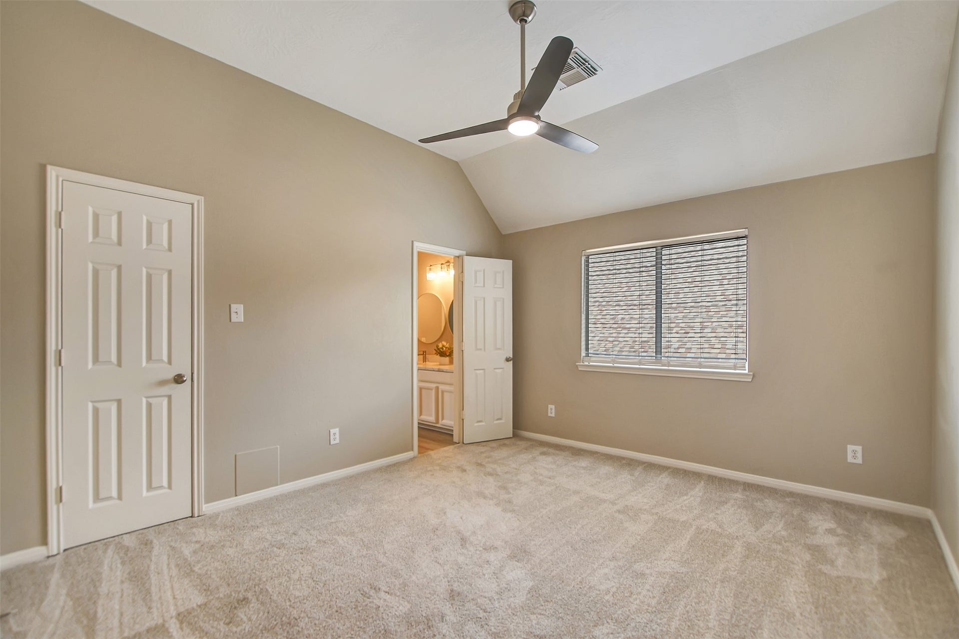 810 Almond Pointe, League City, TX 77573 810 Almond Pointe, League City, TX 77573