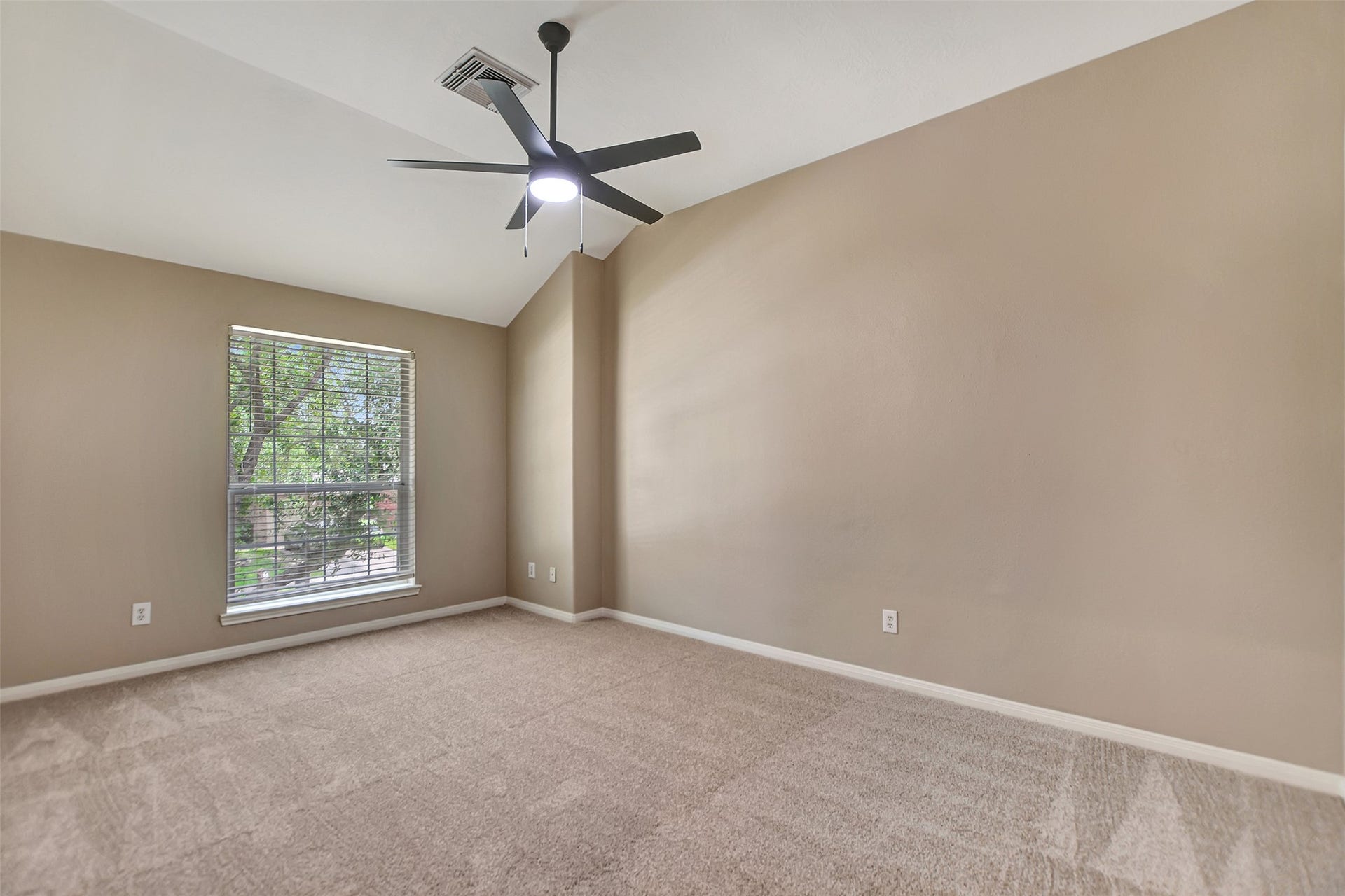810 Almond Pointe, League City, TX 77573 810 Almond Pointe, League City, TX 77573