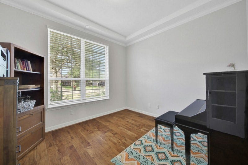 6718 Sotoria Lane, Sugar Land, TX 77479