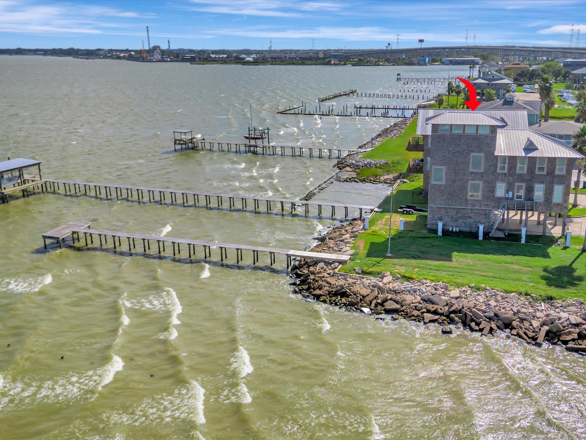 606 2nd St, Seabrook, TX 77586 606 2nd St, Seabrook, TX 77586