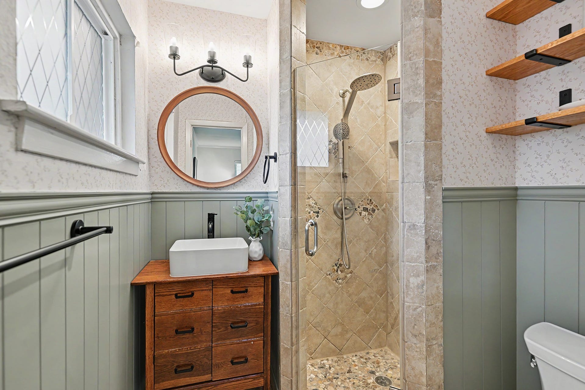 Primary ensuite bath with designer touches