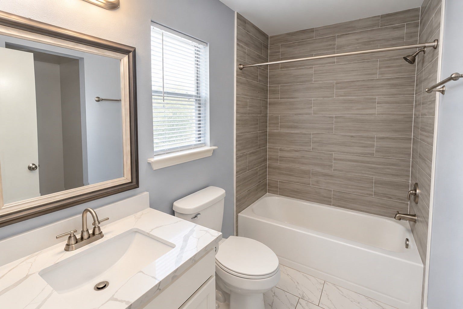 7323 Parkland Manor Drive, Cypress, TX 77433 Primary en-suite bath with Walk-in Closet