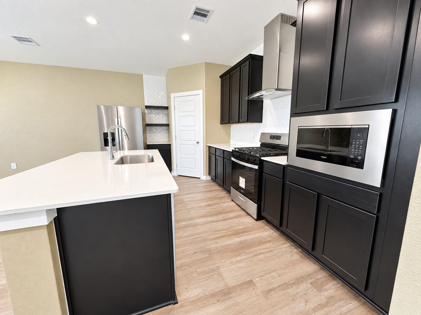 3002 Skyline Mesa Drive, Houston, TX 77047 3002 Skyline Mesa Drive, Houston, TX 77047