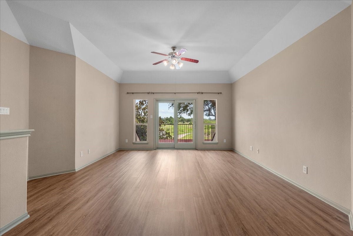 5214 Blue Cypress Lane, League City, TX 77573