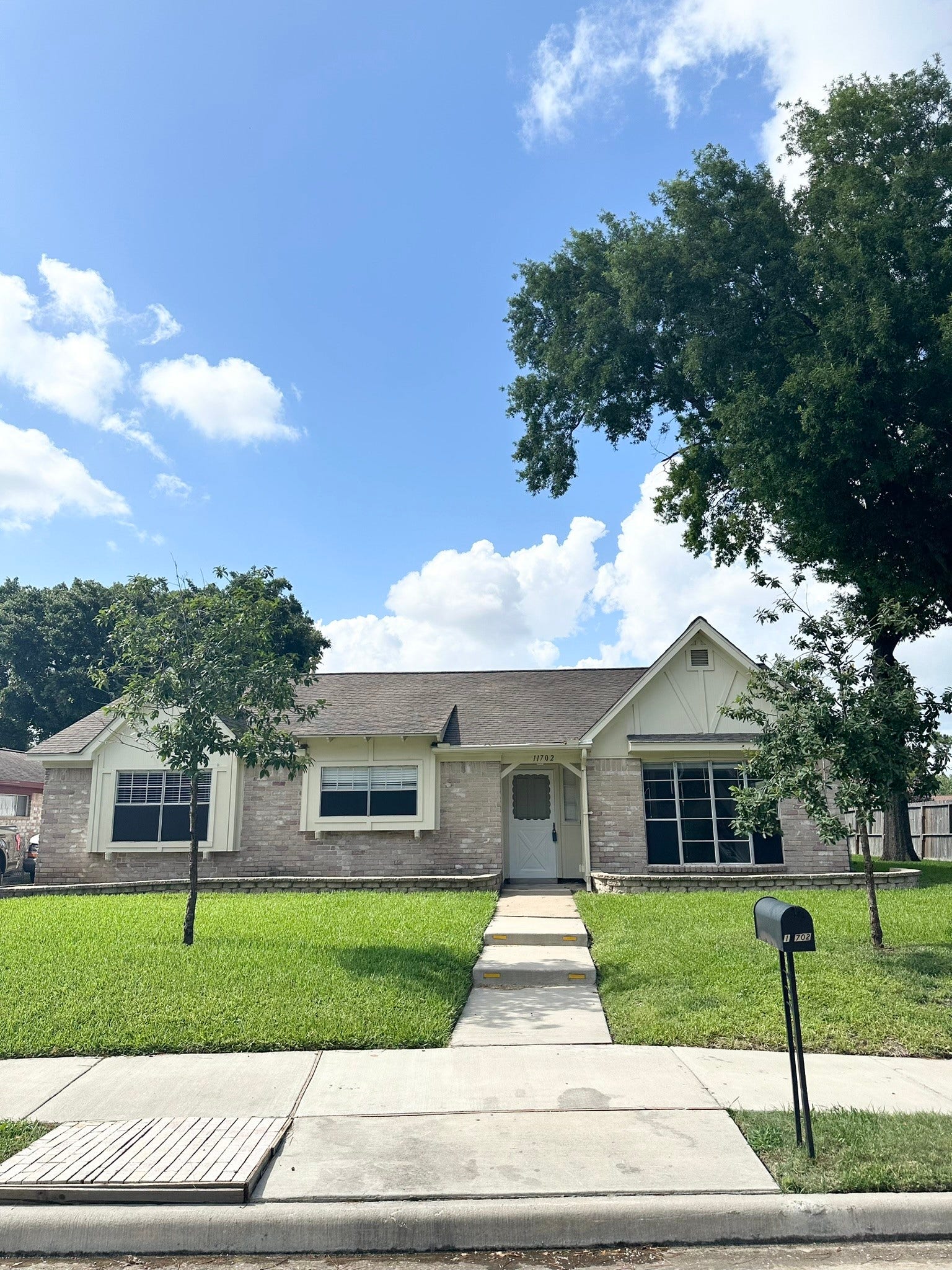 11702 Brighton Lane, Meadows Place, TX 77477 11702 Brighton Lane, Meadows Place, TX 77477