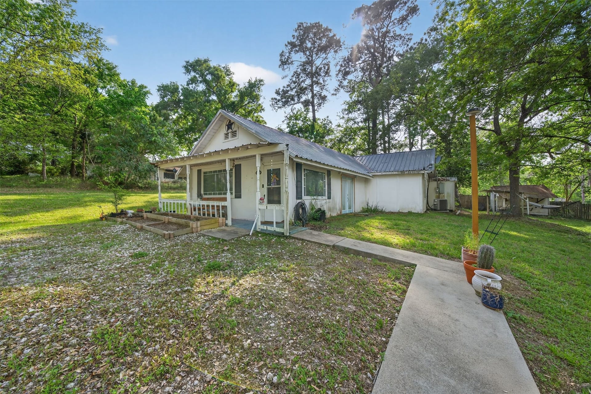 15185 Travis Lane, Willis, TX 77378 15185 Travis Lane, Willis, TX 77378