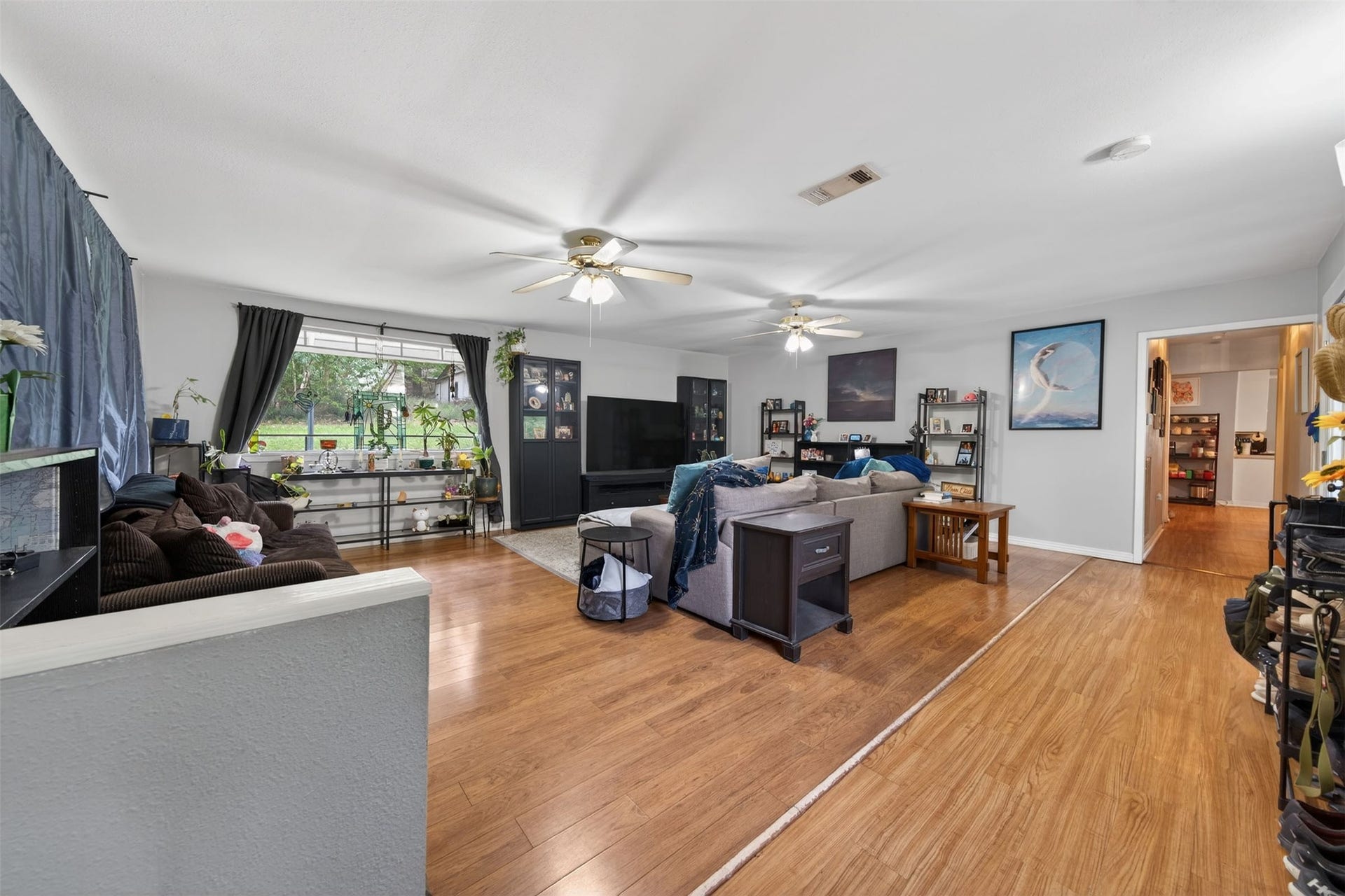 15185 Travis Lane, Willis, TX 77378 15185 Travis Lane, Willis, TX 77378