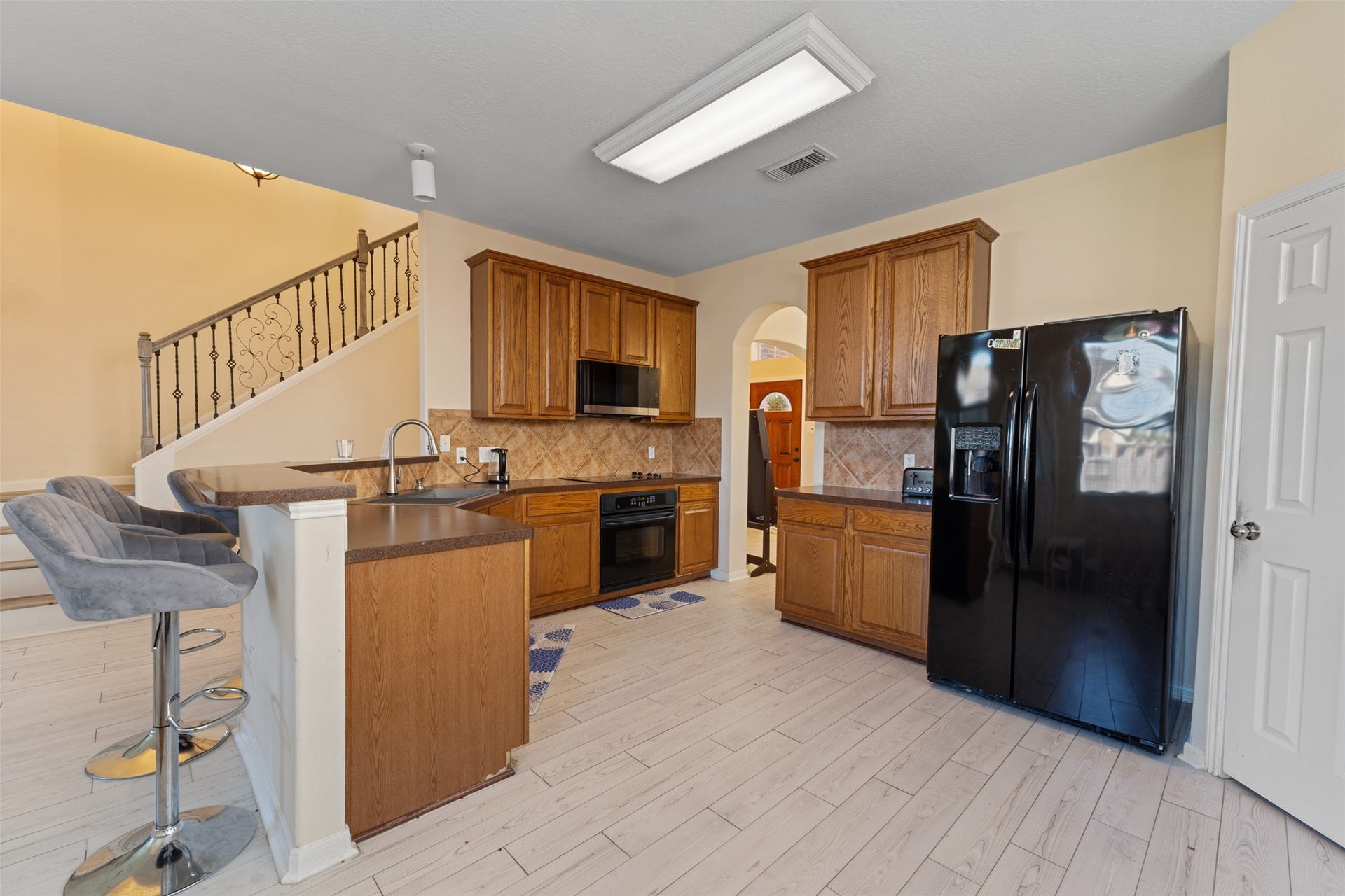 2603 Crystal Falls Drive, Pearland, TX 77584 2603 Crystal Falls Drive, Pearland, TX 77584