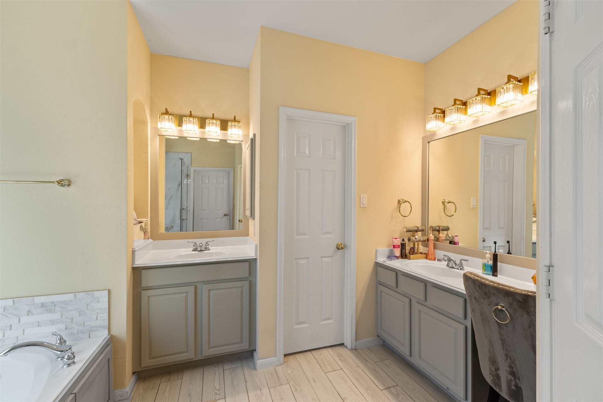 2603 Crystal Falls Drive, Pearland, TX 77584 2603 Crystal Falls Drive, Pearland, TX 77584