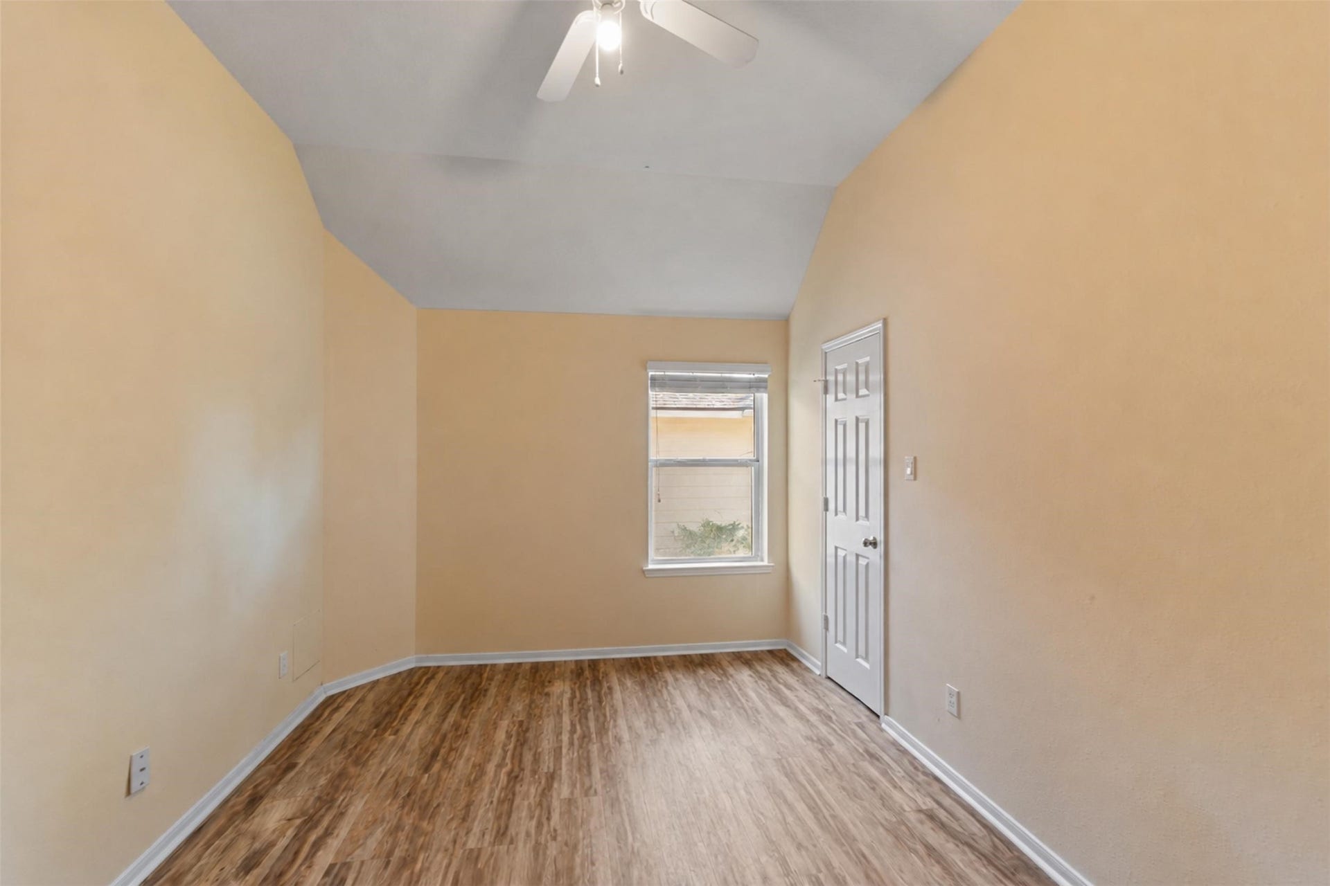 2603 Crystal Falls Drive, Pearland, TX 77584 2603 Crystal Falls Drive, Pearland, TX 77584