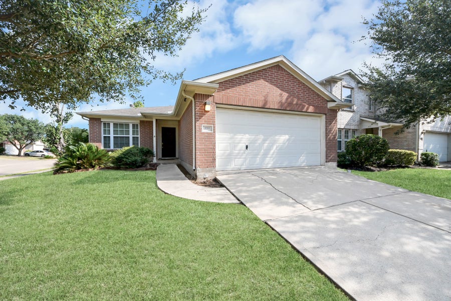 Property photo for 17918 Carroll Place Lane, Richmond, TX