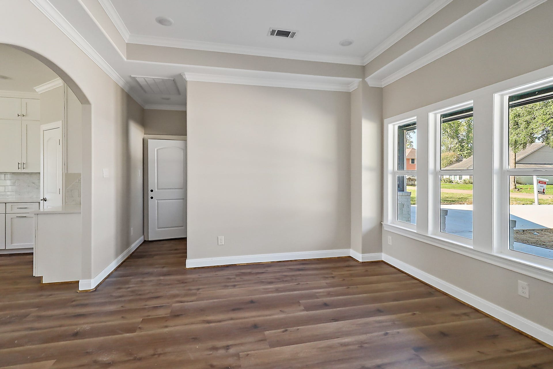 2122 Eagle Point Road, Crosby, TX 77532 2122 Eagle Point Road, Crosby, TX 77532