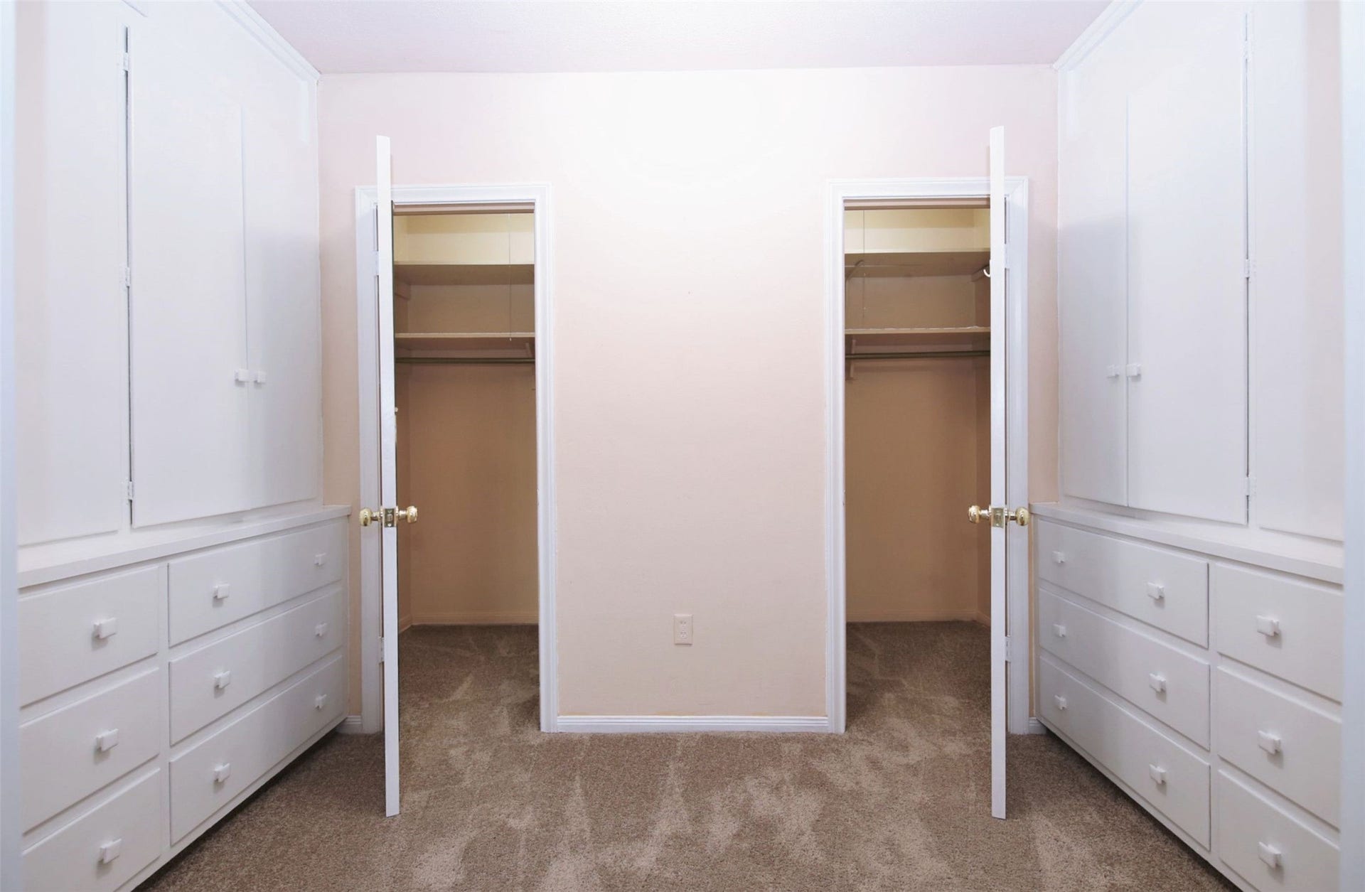 2600 Bellefontaine, #D22, Houston, TX 77025 2600 Bellefontaine, #D22, Houston, TX 77025