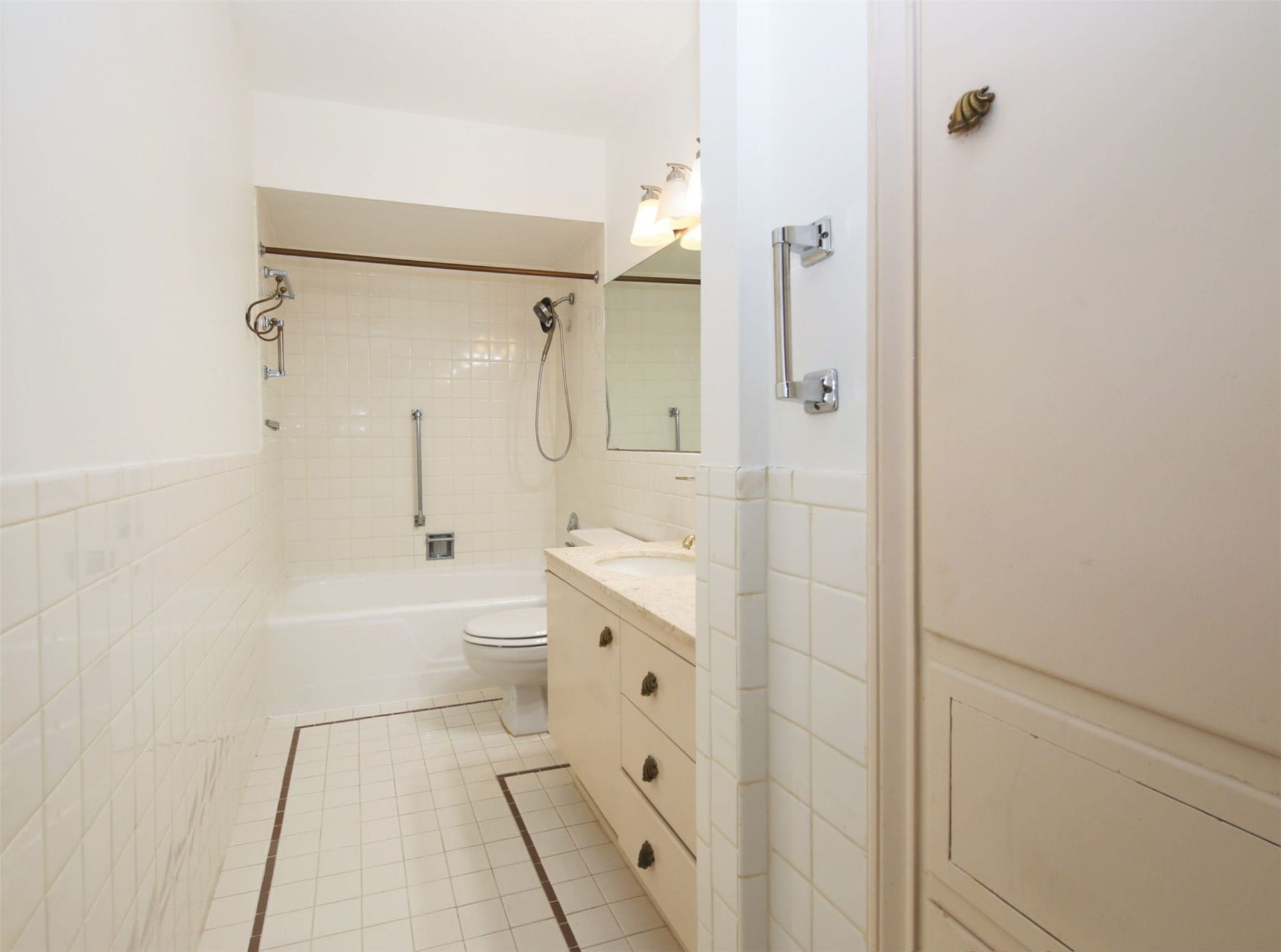 2600 Bellefontaine, #D22, Houston, TX 77025 2600 Bellefontaine, #D22, Houston, TX 77025