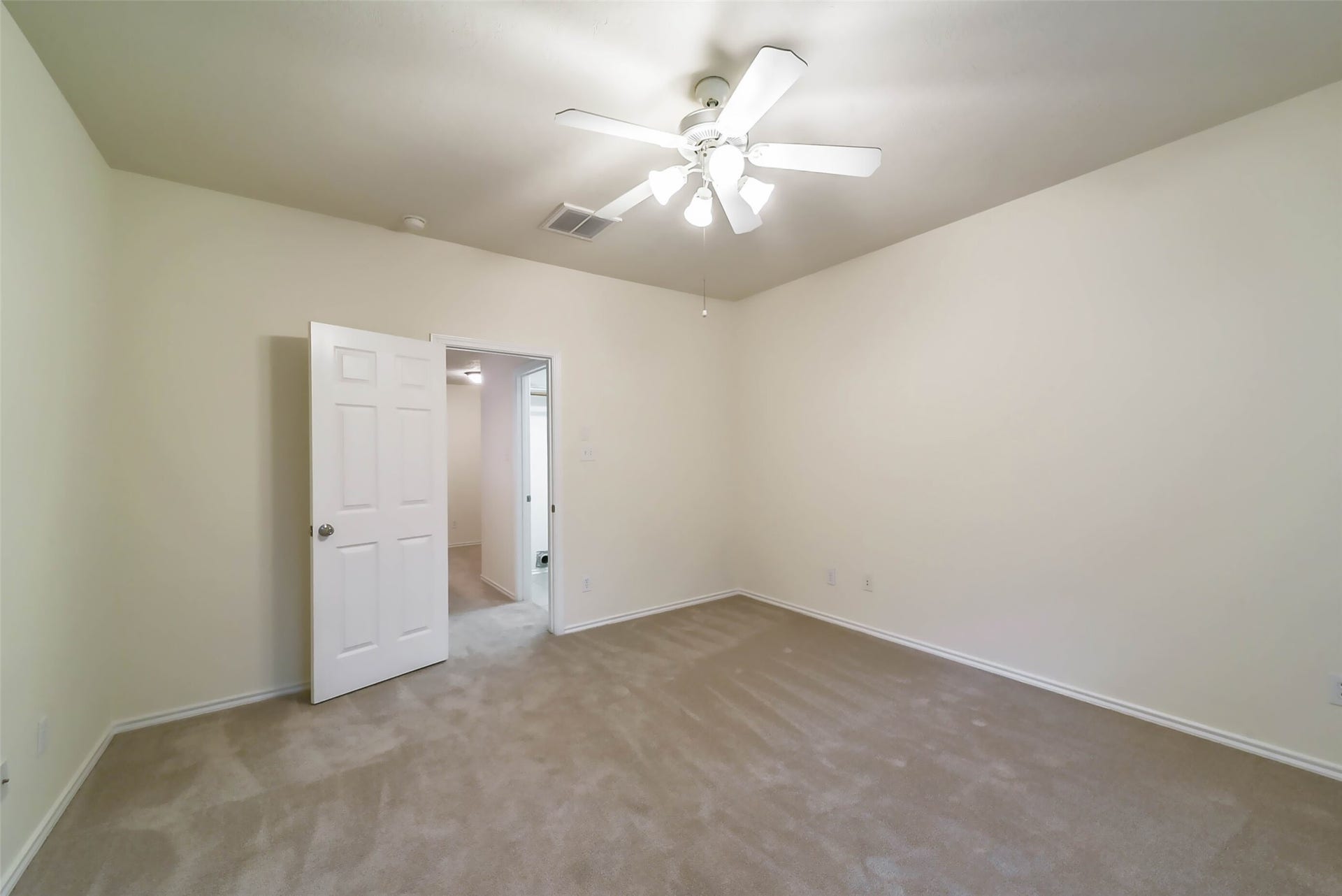 246 W Stedhill Loop Loop, The Woodlands, TX 77384