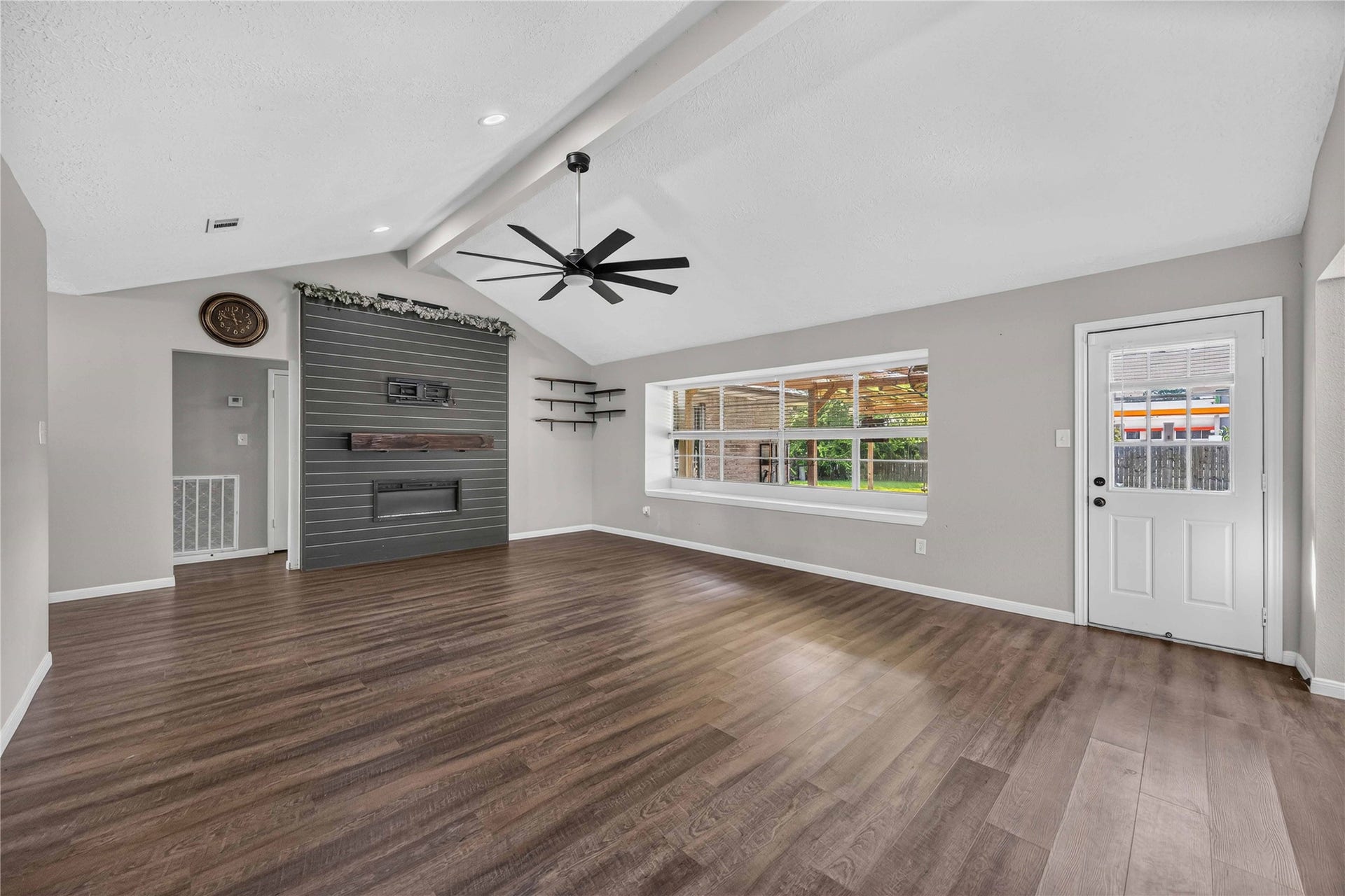 5427 Timpani Drive, Friendswood, TX 77546 5427 Timpani Drive, Friendswood, TX 77546