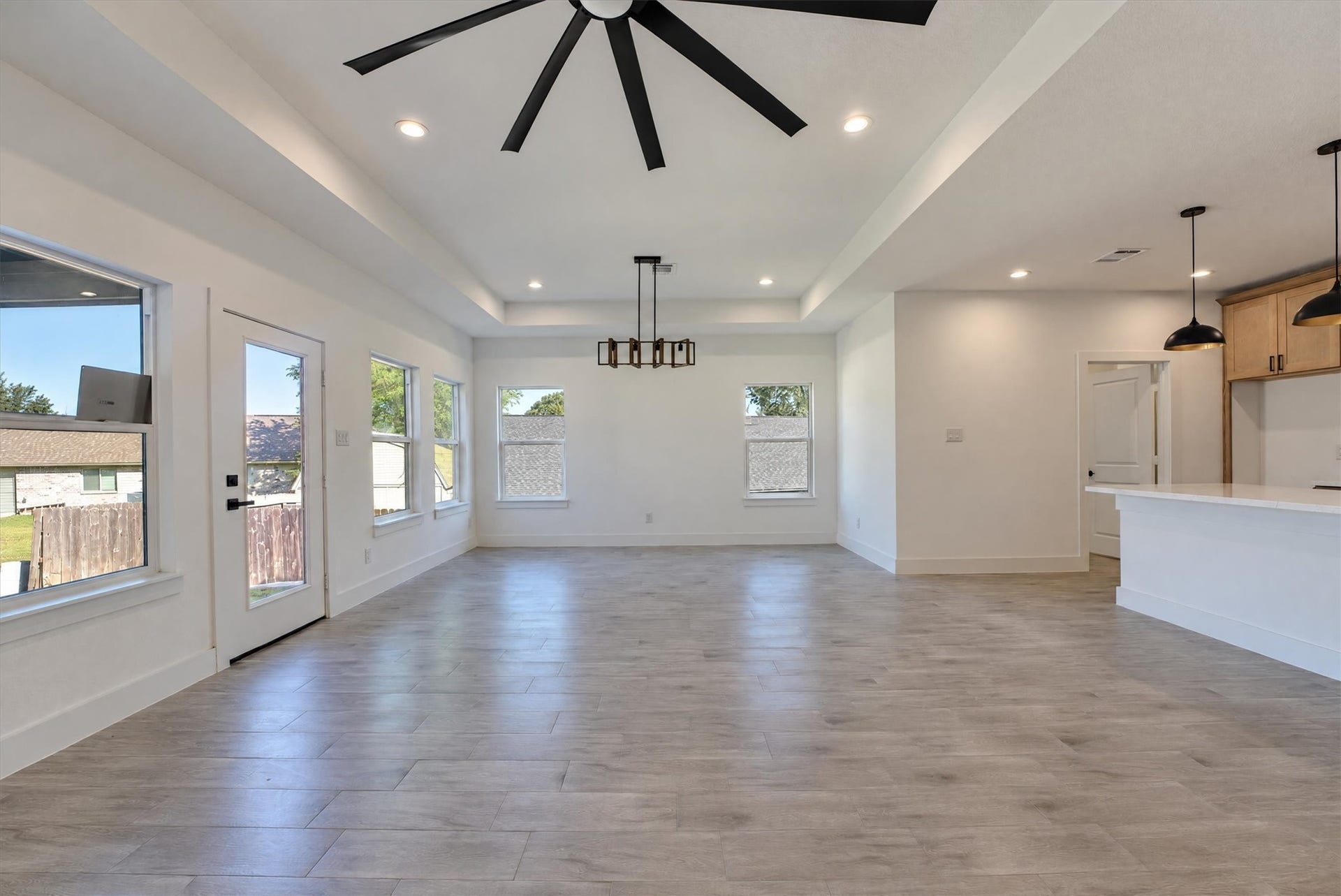 10935 Seibel Lane, Montgomery, TX 77356 10935 Seibel Lane, Montgomery, TX 77356