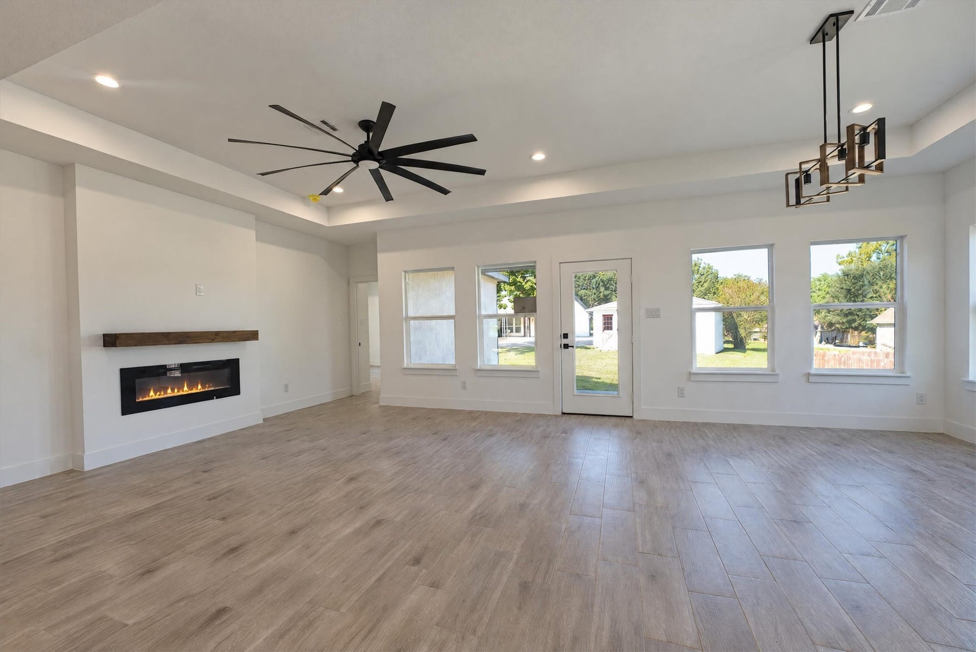 10935 Seibel Lane, Montgomery, TX 77356 10935 Seibel Lane, Montgomery, TX 77356