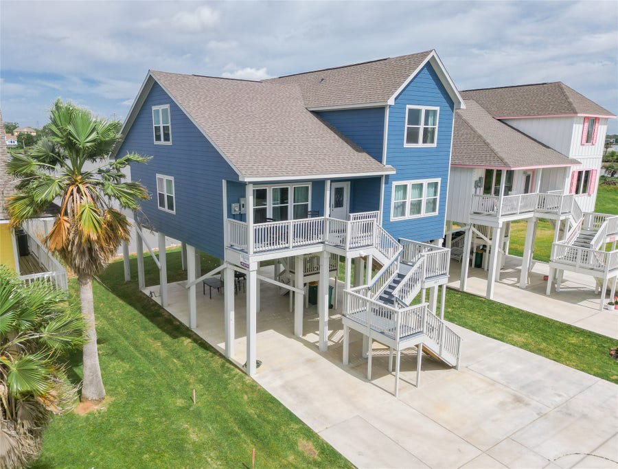 Property photo for 809 Todville Road, Seabrook, TX