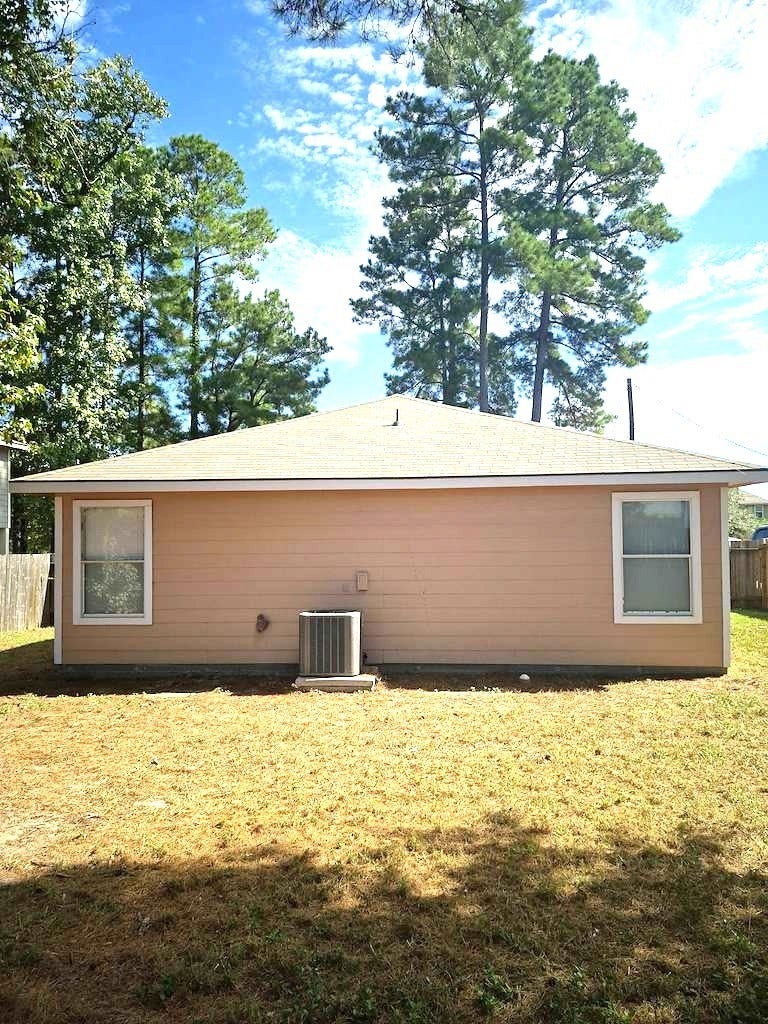 16750 Fallen Timbers Drive, Conroe, TX 77385 16750 Fallen Timbers Drive, Conroe, TX 77385