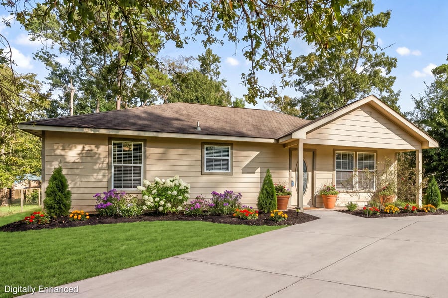 Property photo for 10465 Royal York Drive, Conroe, TX