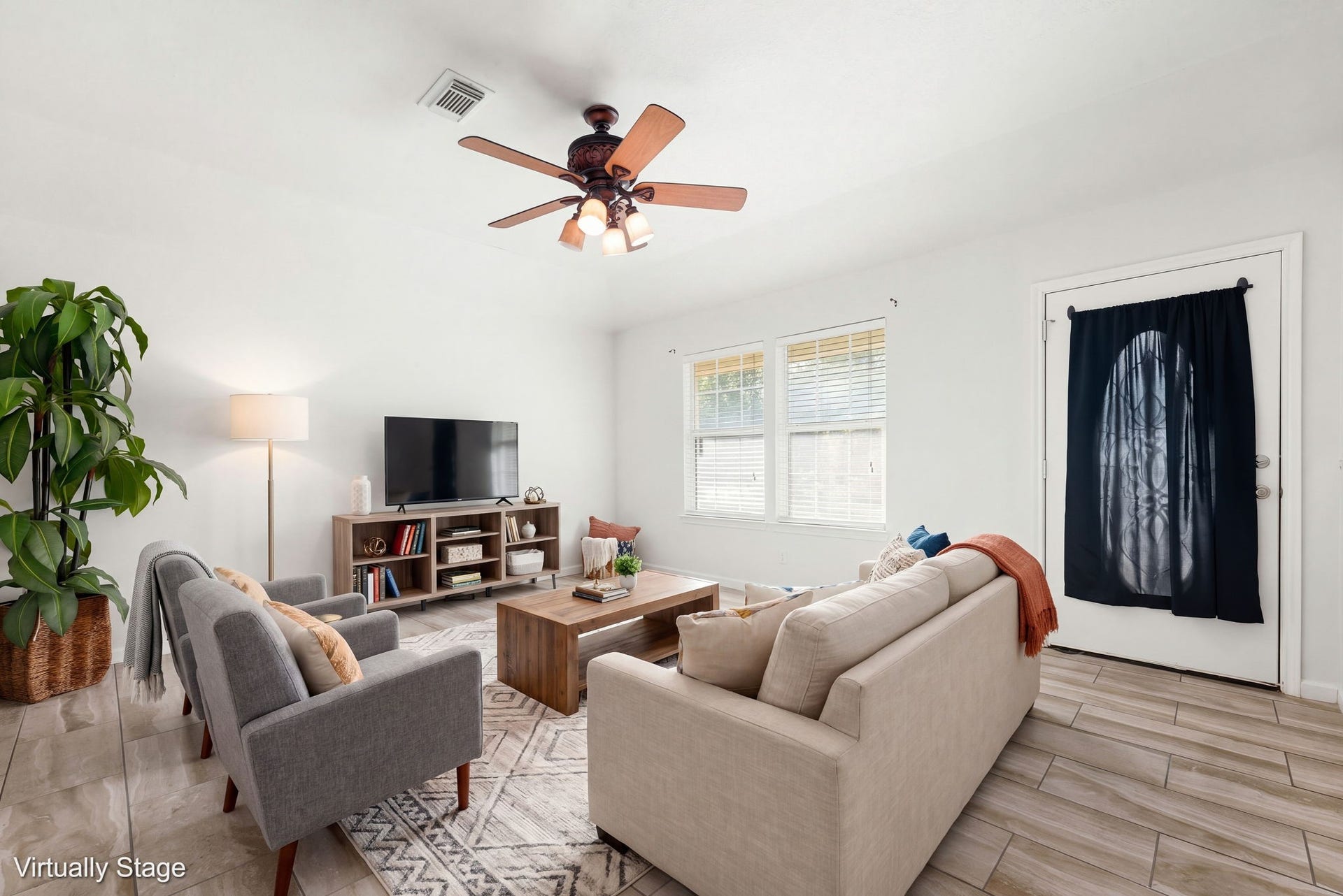 10465 Royal York Drive, Conroe, TX 77303 10465 Royal York Drive, Conroe, TX 77303