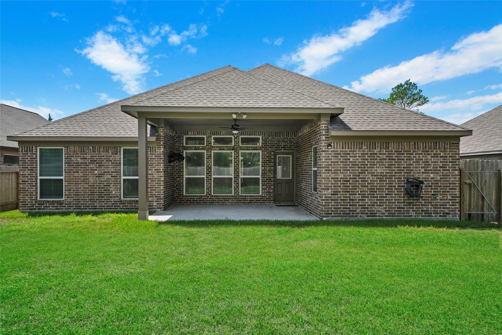 3227 Fairhaven Lane, Rosenberg, TX 77471 3227 Fairhaven Lane, Rosenberg, TX 77471