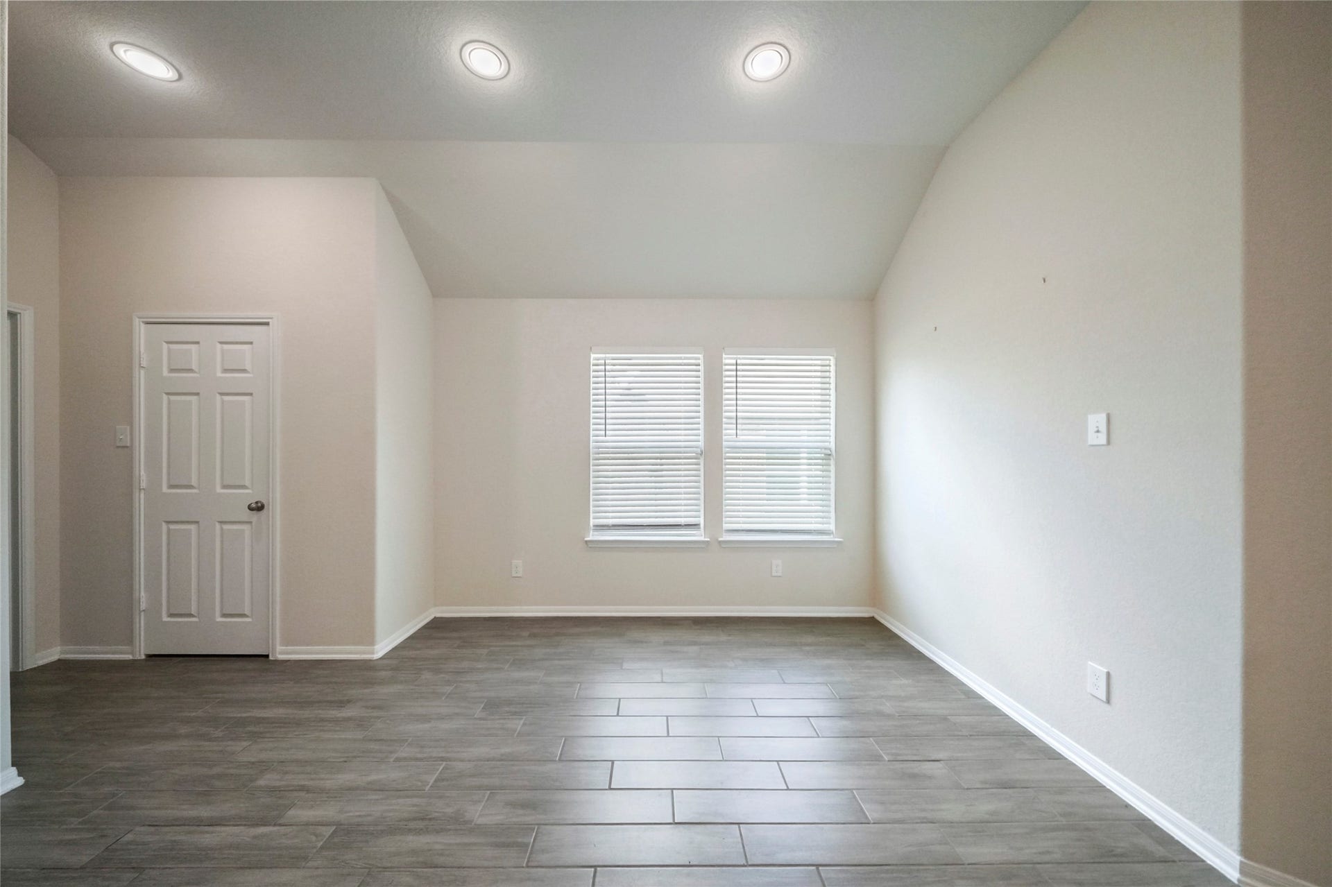 3227 Fairhaven Lane, Rosenberg, TX 77471 dining room