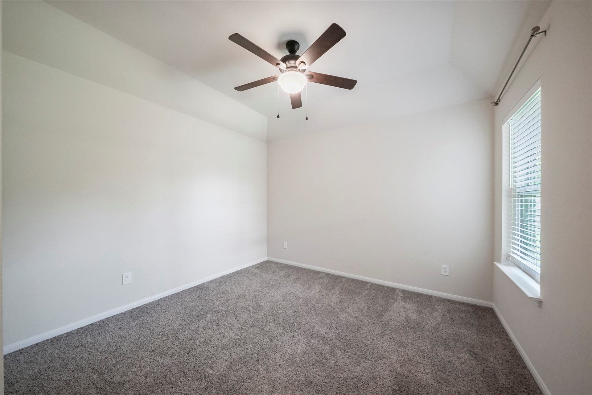 3227 Fairhaven Lane, Rosenberg, TX 77471 2nd room