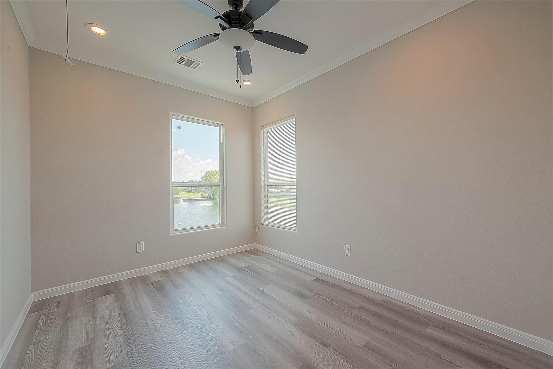 2730 Avenue D, San Leon, TX 77539 2730 Avenue D, San Leon, TX 77539
