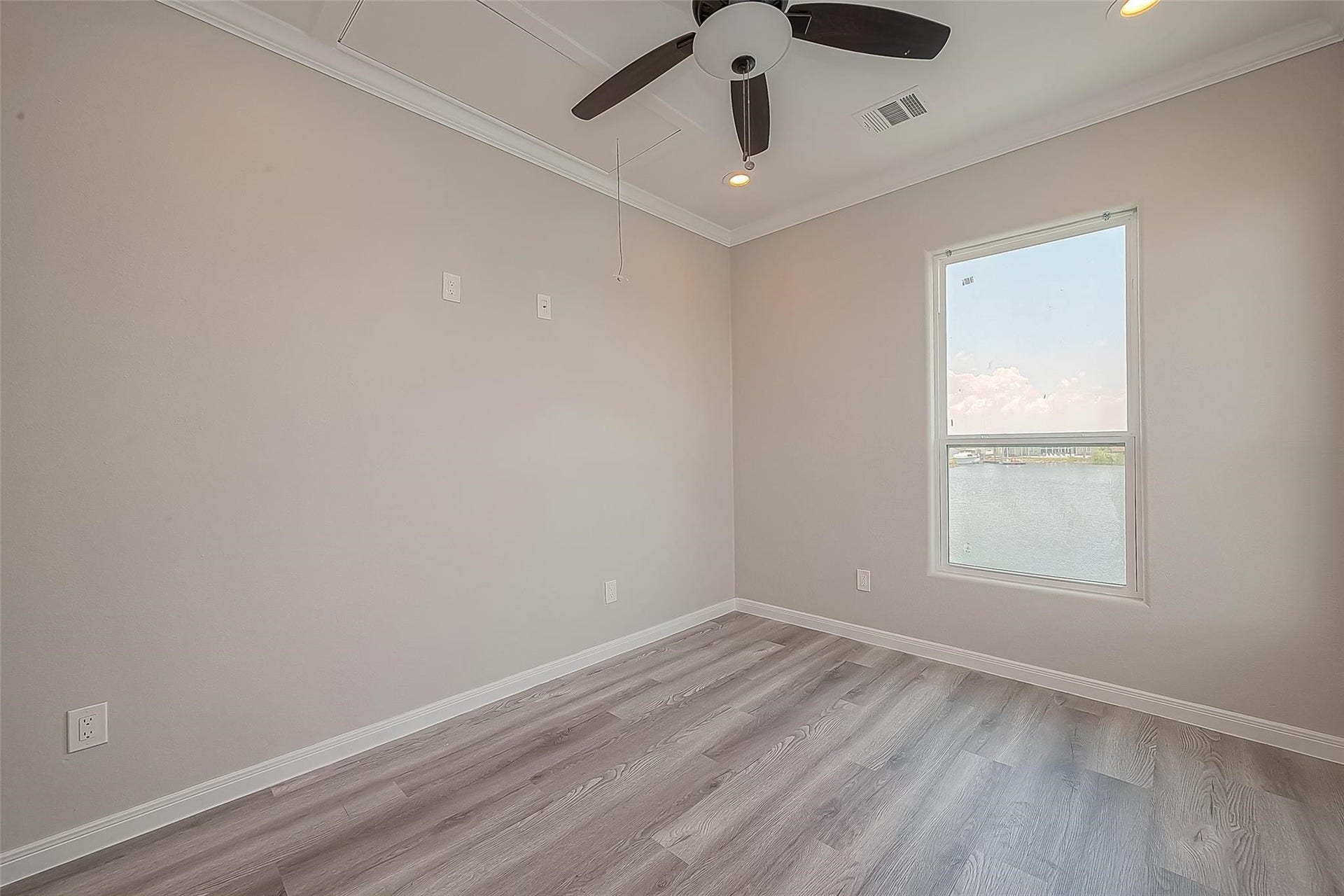 2730 Avenue D, San Leon, TX 77539 2730 Avenue D, San Leon, TX 77539