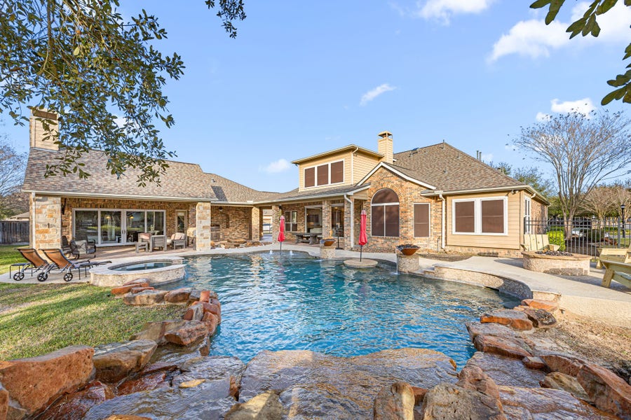 Property photo for 17807 Fairhaven Gateway Drive, Cypress, TX