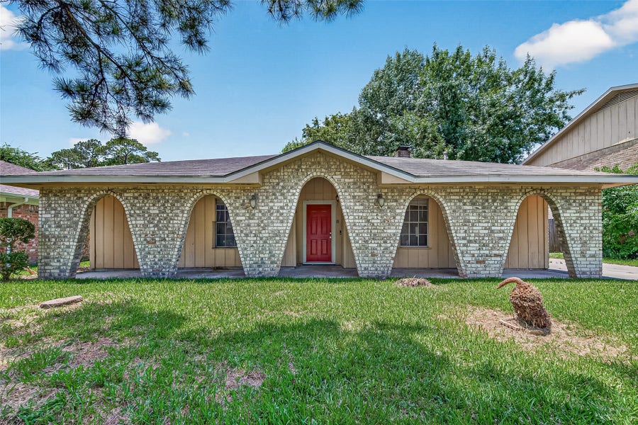 Property photo for 23027 Briarcreek Boulevard, Spring, TX