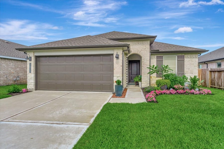 Property photo for 3013 Snowy Egret Drive, Texas City, TX