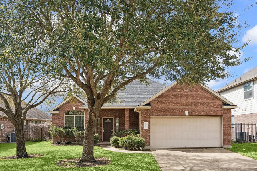 Property photo for 7806 Summer Night Lane, Rosenberg, TX
