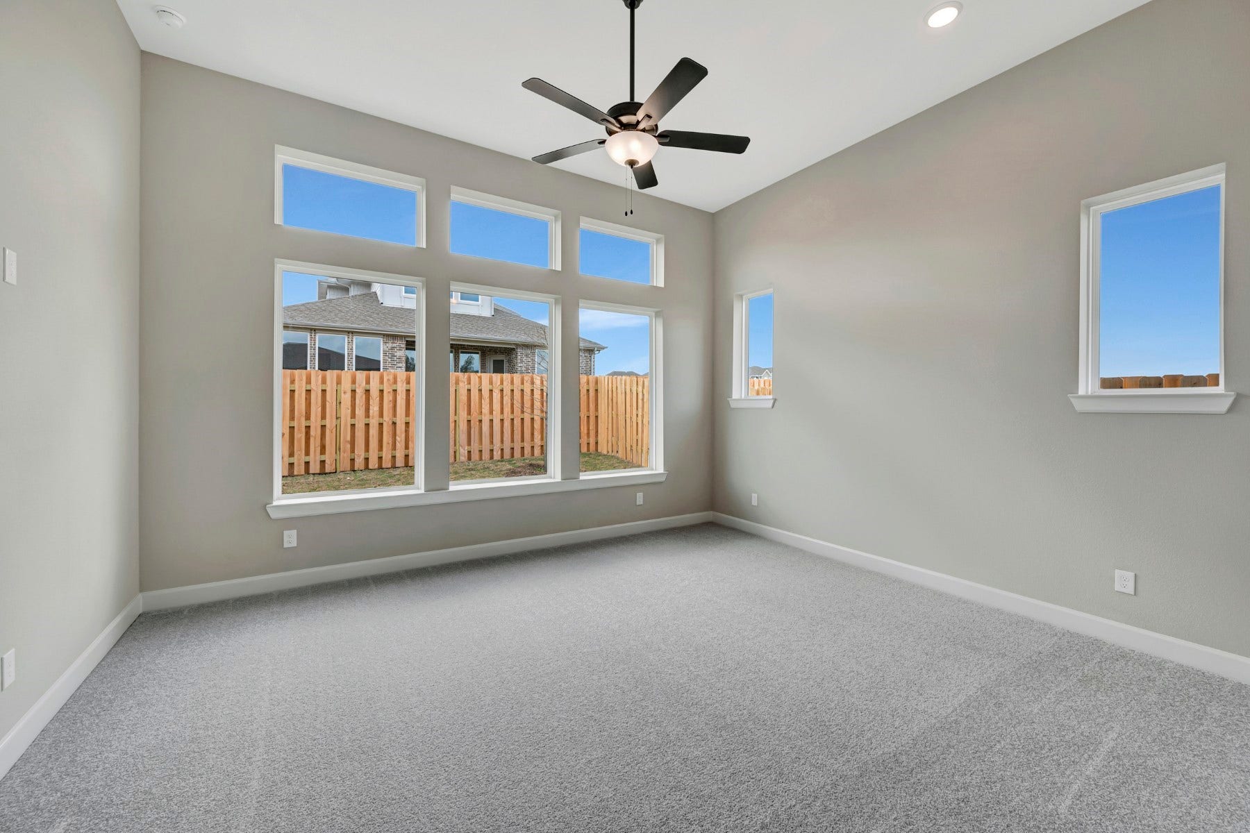 2335 Verano Street, Montgomery, TX 77316